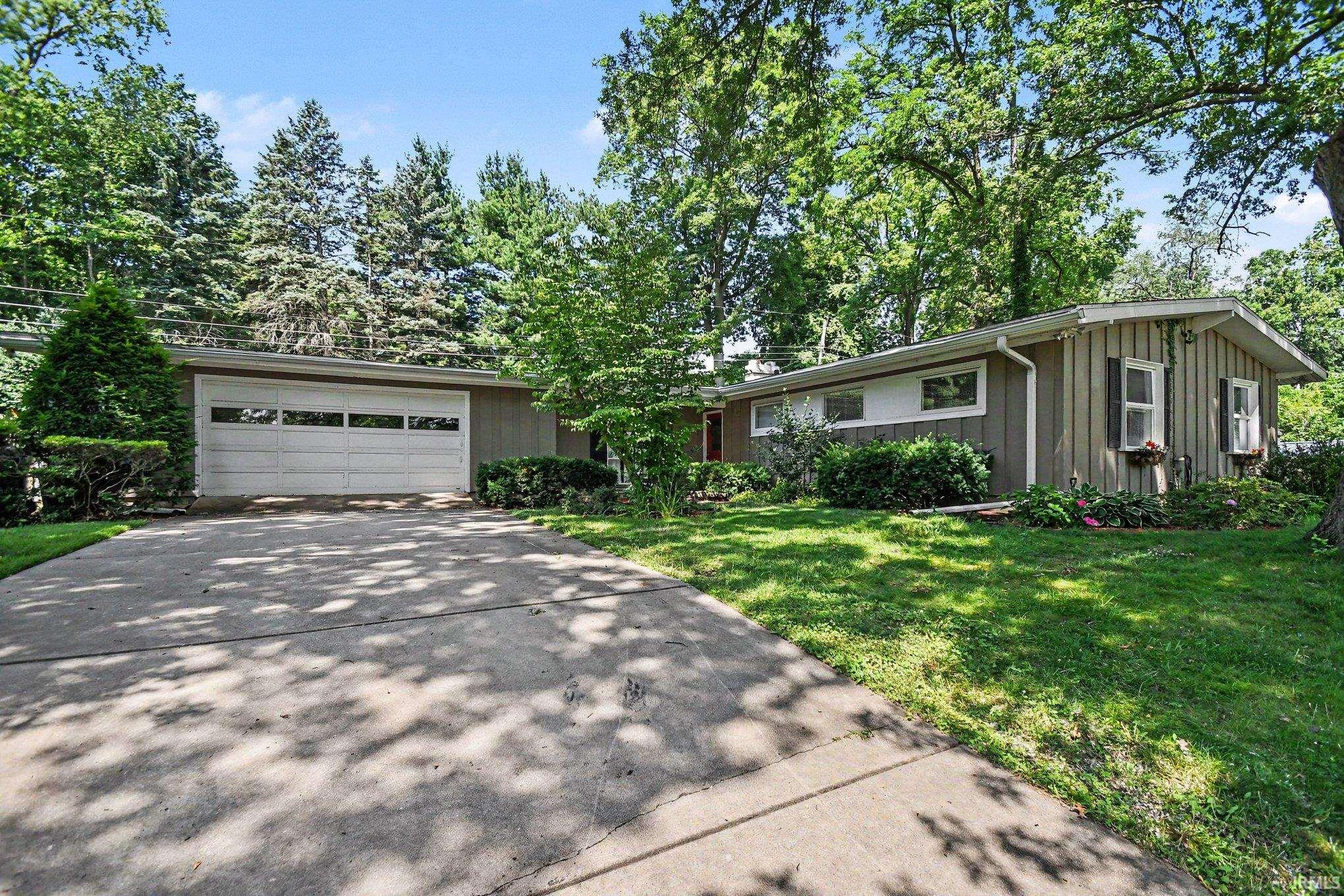 3119 Caroline Street South Bend IN 46614