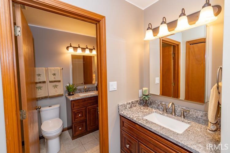 1334-D Freda Drive Elkhart IN 46514