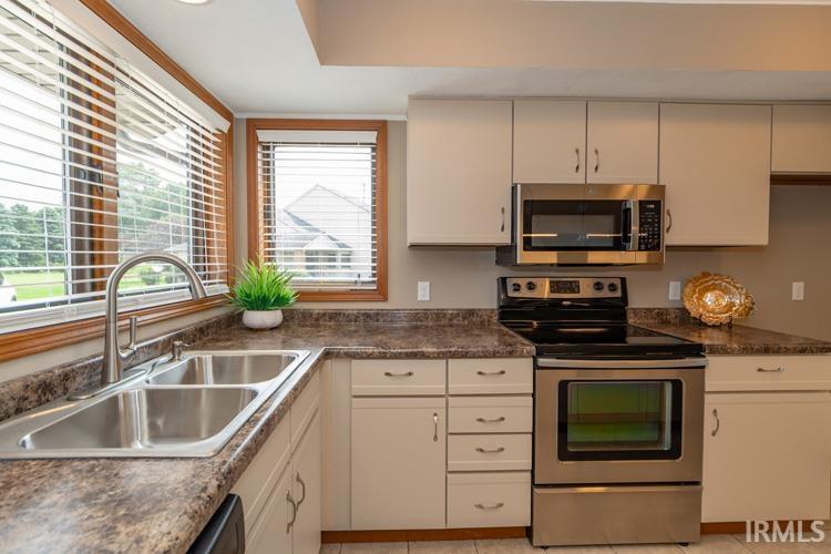 1334-D Freda Drive Elkhart IN 46514