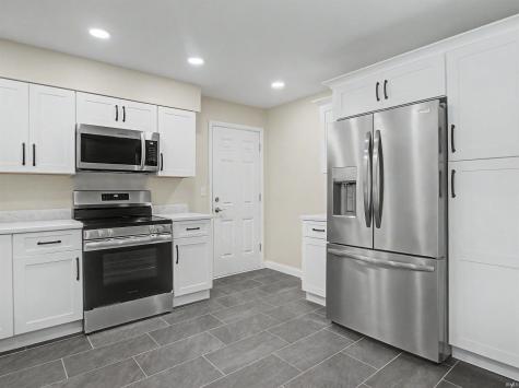 7013 Briar Ridge Road Wadesville IN 47638