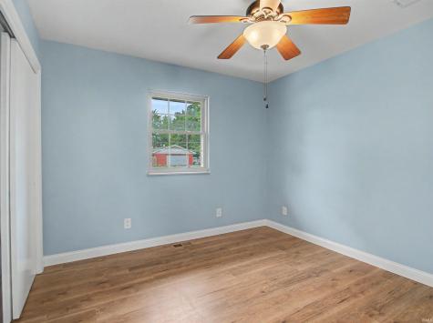 7013 Briar Ridge Road Wadesville IN 47638