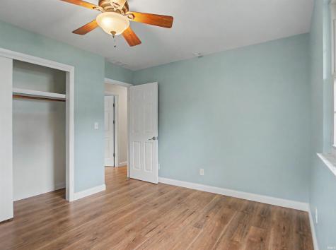 7013 Briar Ridge Road Wadesville IN 47638