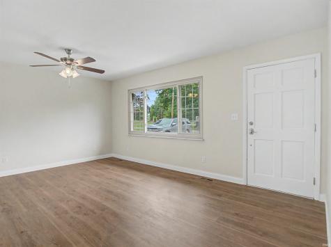 7013 Briar Ridge Road Wadesville IN 47638