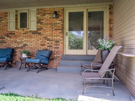 7013 Briar Ridge Road Wadesville IN 47638