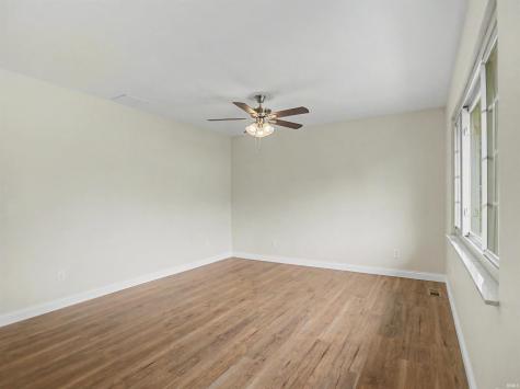 7013 Briar Ridge Road Wadesville IN 47638