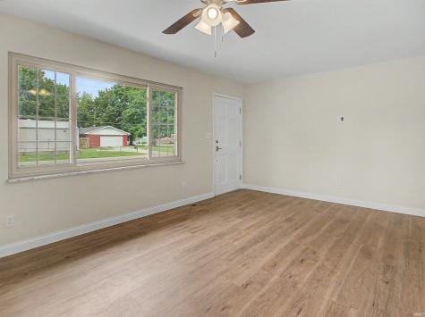 7013 Briar Ridge Road Wadesville IN 47638