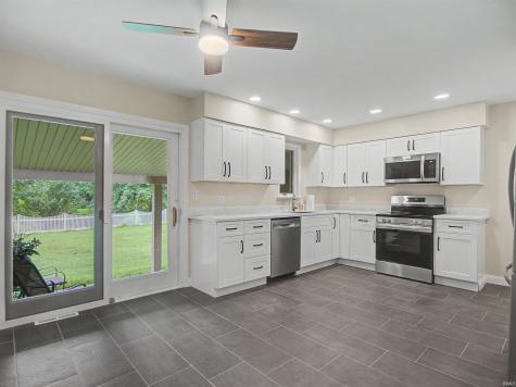 7013 Briar Ridge Road Wadesville IN 47638