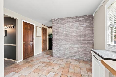 6109 Graymoor Lane Fort Wayne IN 46835