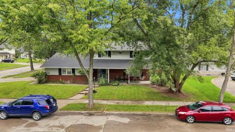 6109 Graymoor Lane Fort Wayne IN 46835