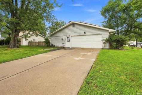 6109 Graymoor Lane Fort Wayne IN 46835