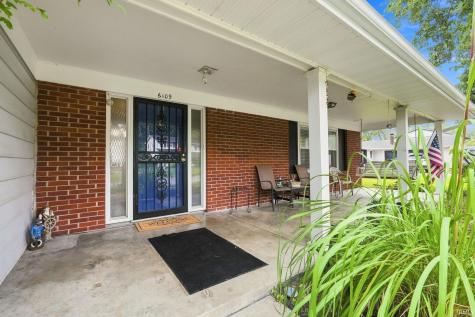 6109 Graymoor Lane Fort Wayne IN 46835