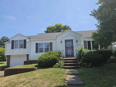 106 E Beckley Street Royal Center IN 46978