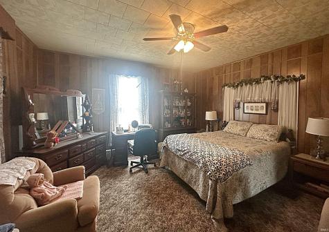 1018 W 1st Street Bicknell IN 47512