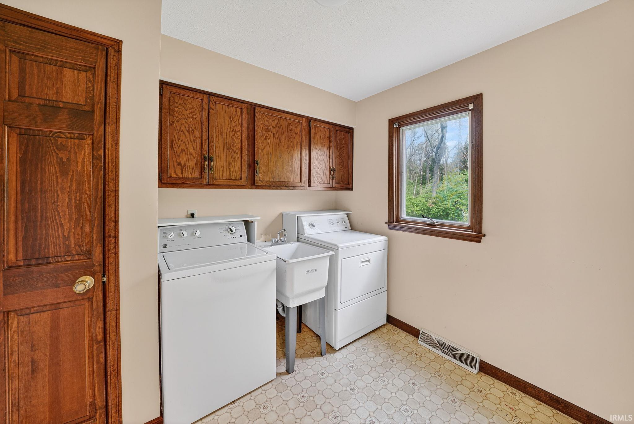 51132 Pheasant Run Drive Granger IN 46530
