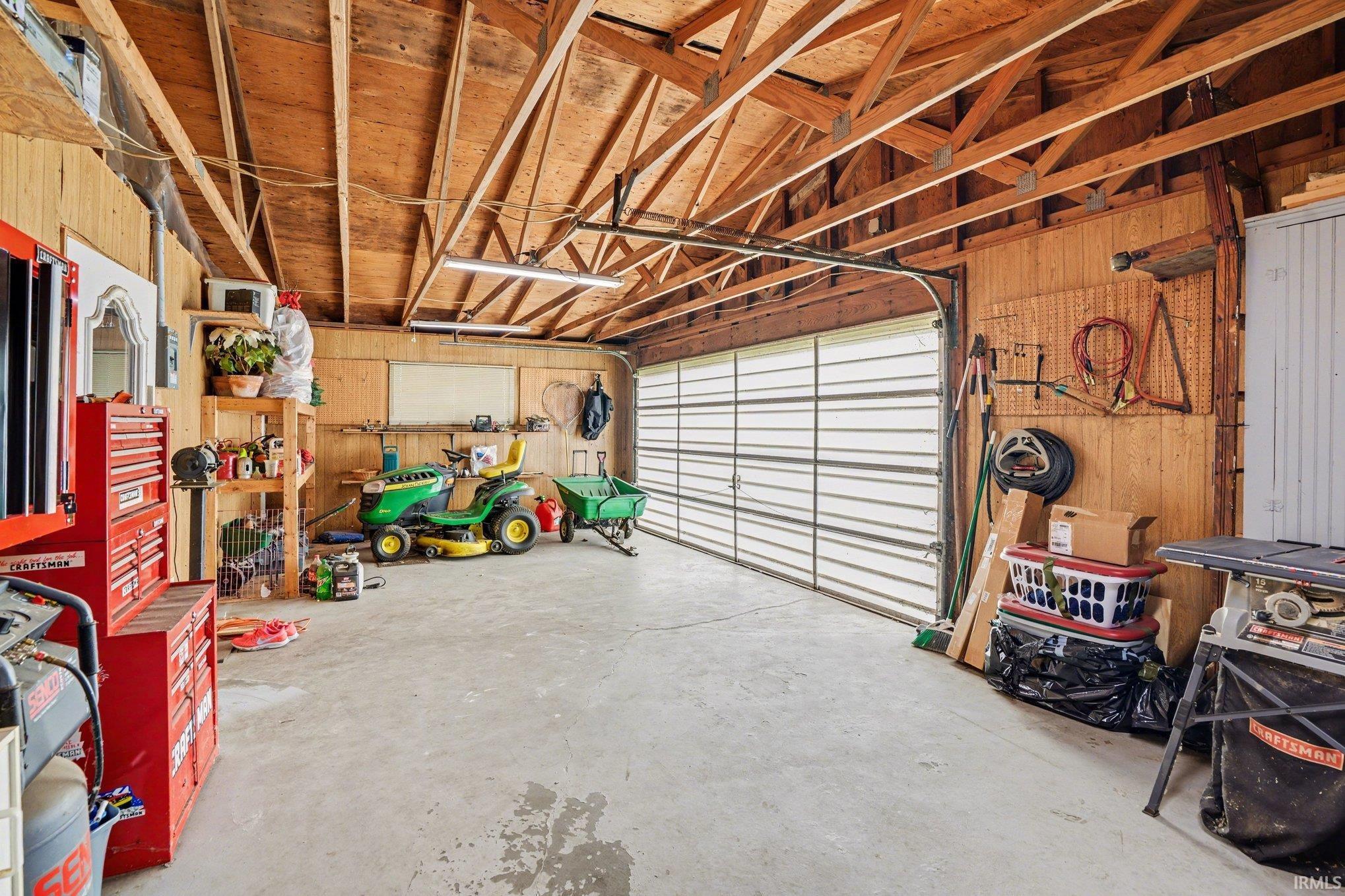 51220 Maplewood Drive Elkhart IN 46514