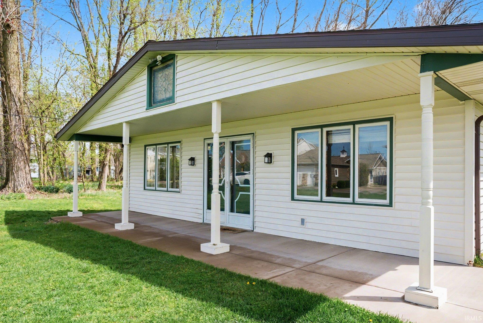 51220 Maplewood Drive Elkhart IN 46514
