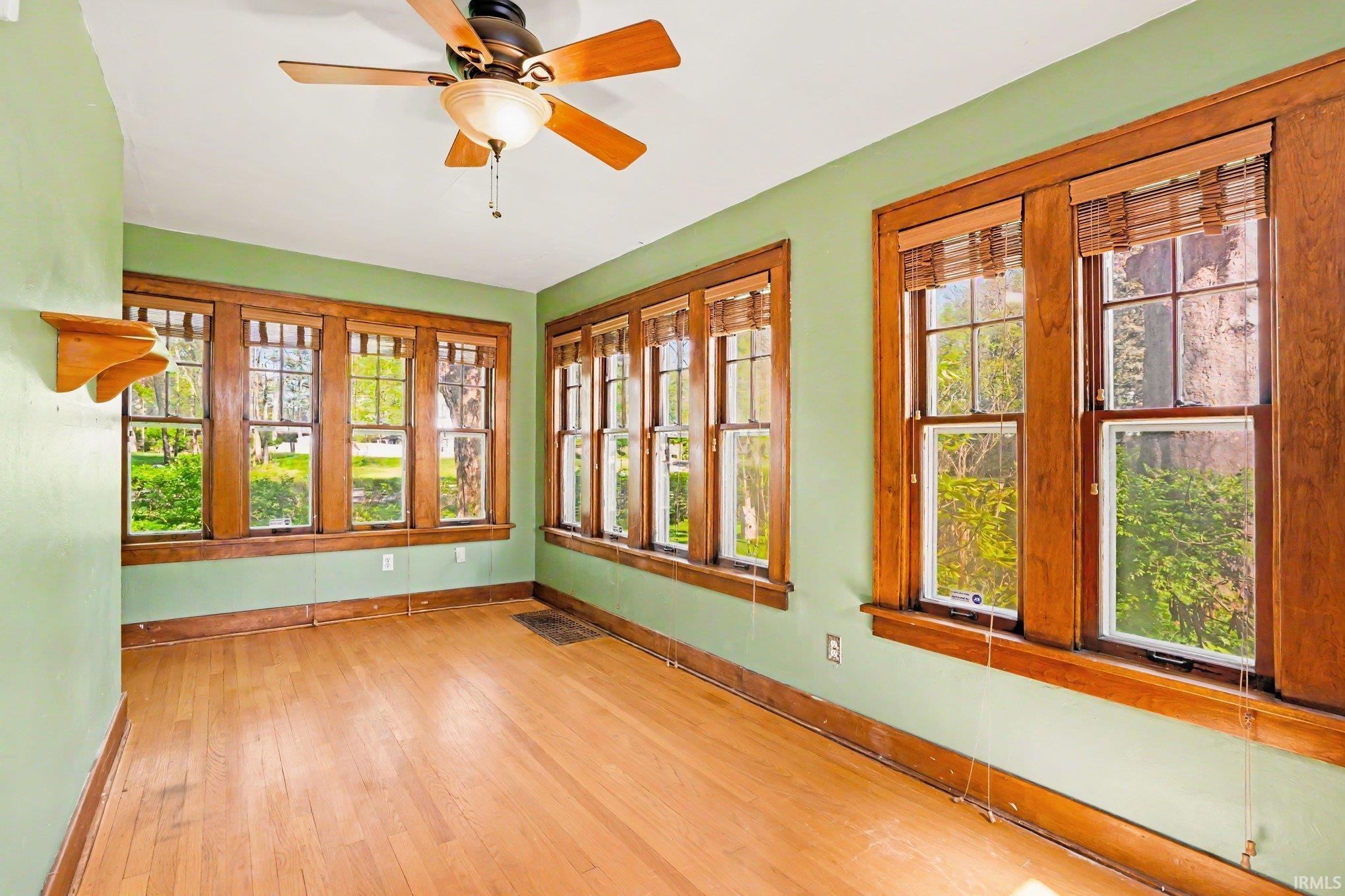 51618 Myrtle Avenue South Bend IN 46637