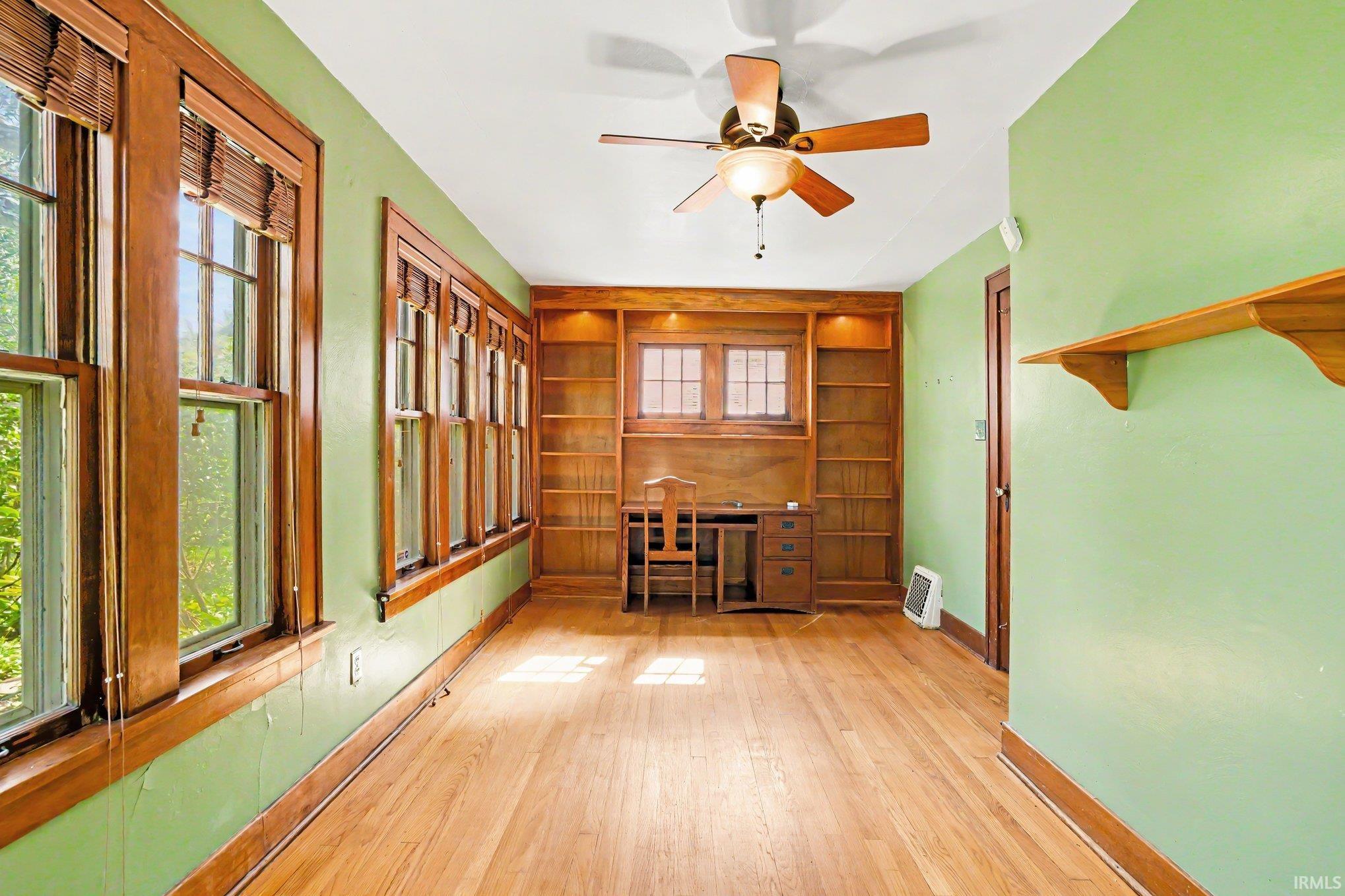 51618 Myrtle Avenue South Bend IN 46637
