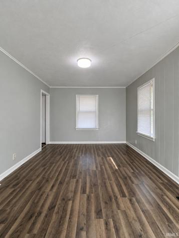 905 Mckinnie Avenue Fort Wayne IN 46806