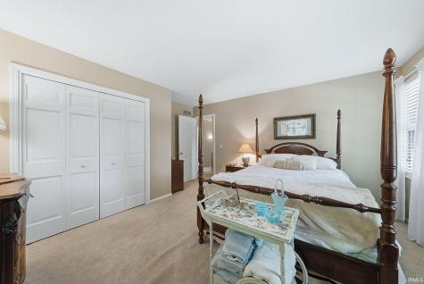 8219 Quincy Court Fort Wayne IN 46835