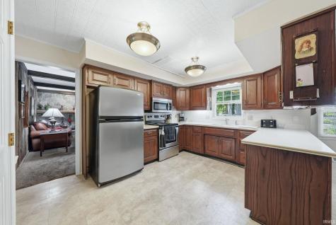 8219 Quincy Court Fort Wayne IN 46835