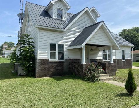 290 W Prarie Street Lyons IN 47443