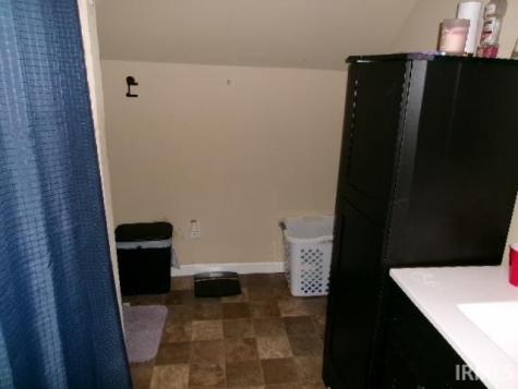 290 W Prarie Street Lyons IN 47443