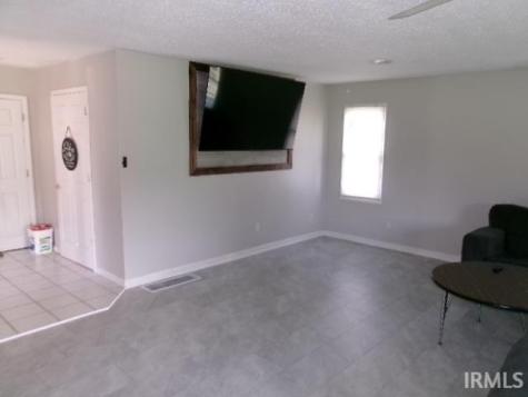 290 W Prarie Street Lyons IN 47443
