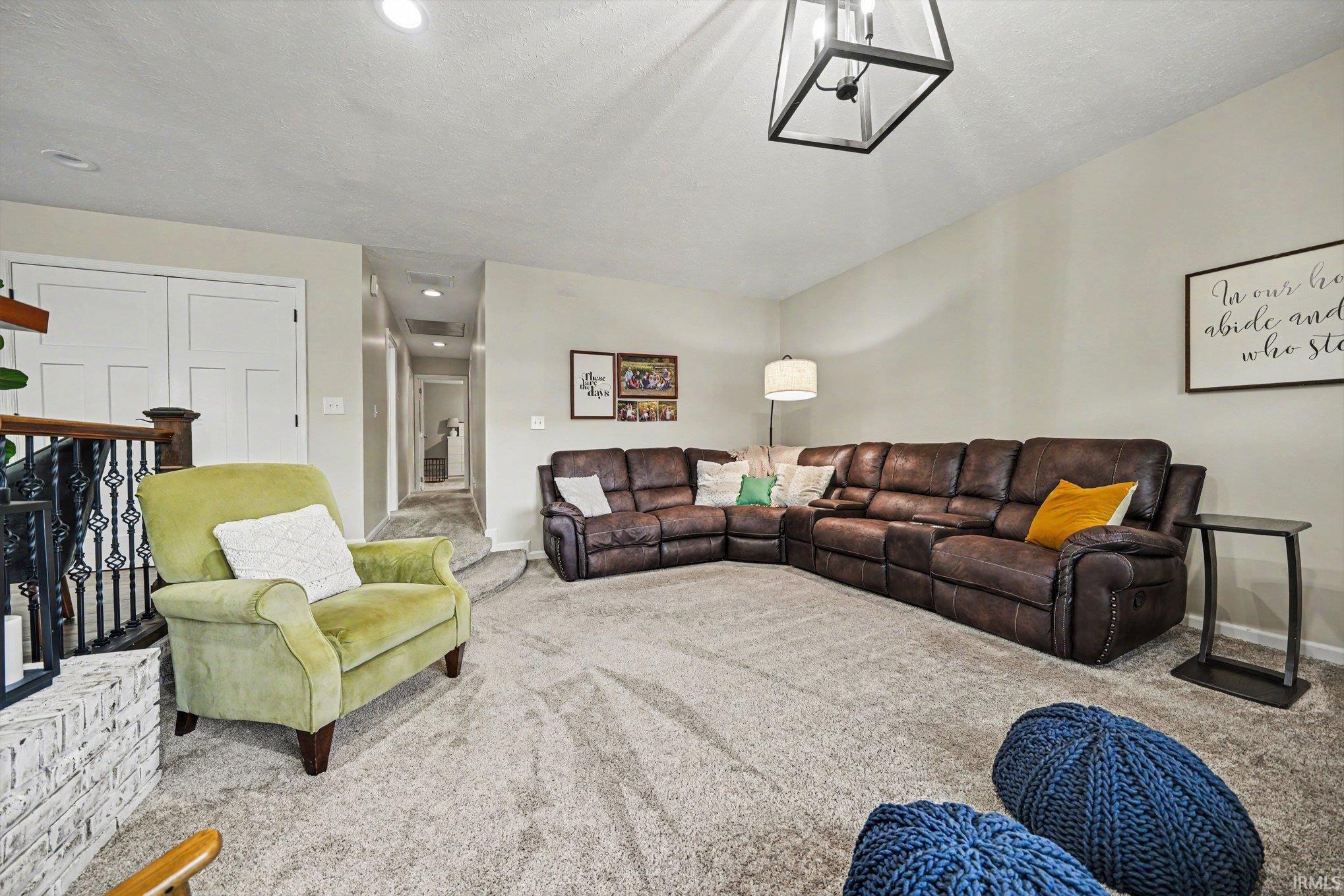 4 Arbor Court Nappanee IN 46550