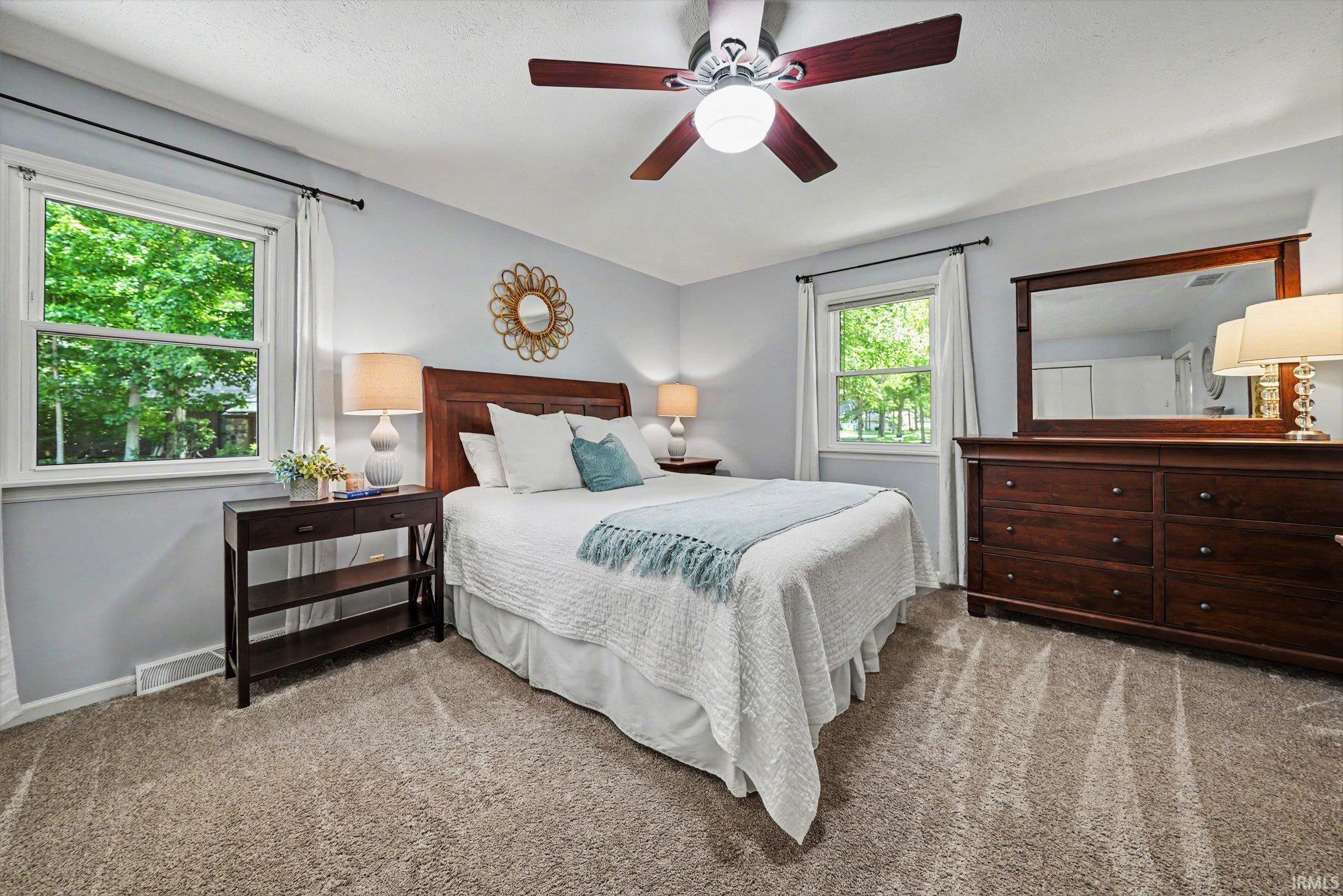 4 Arbor Court Nappanee IN 46550