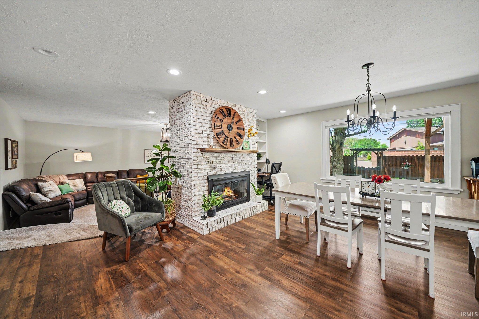 4 Arbor Court Nappanee IN 46550