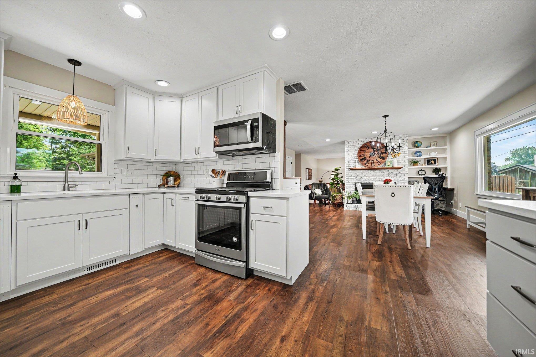 4 Arbor Court Nappanee IN 46550