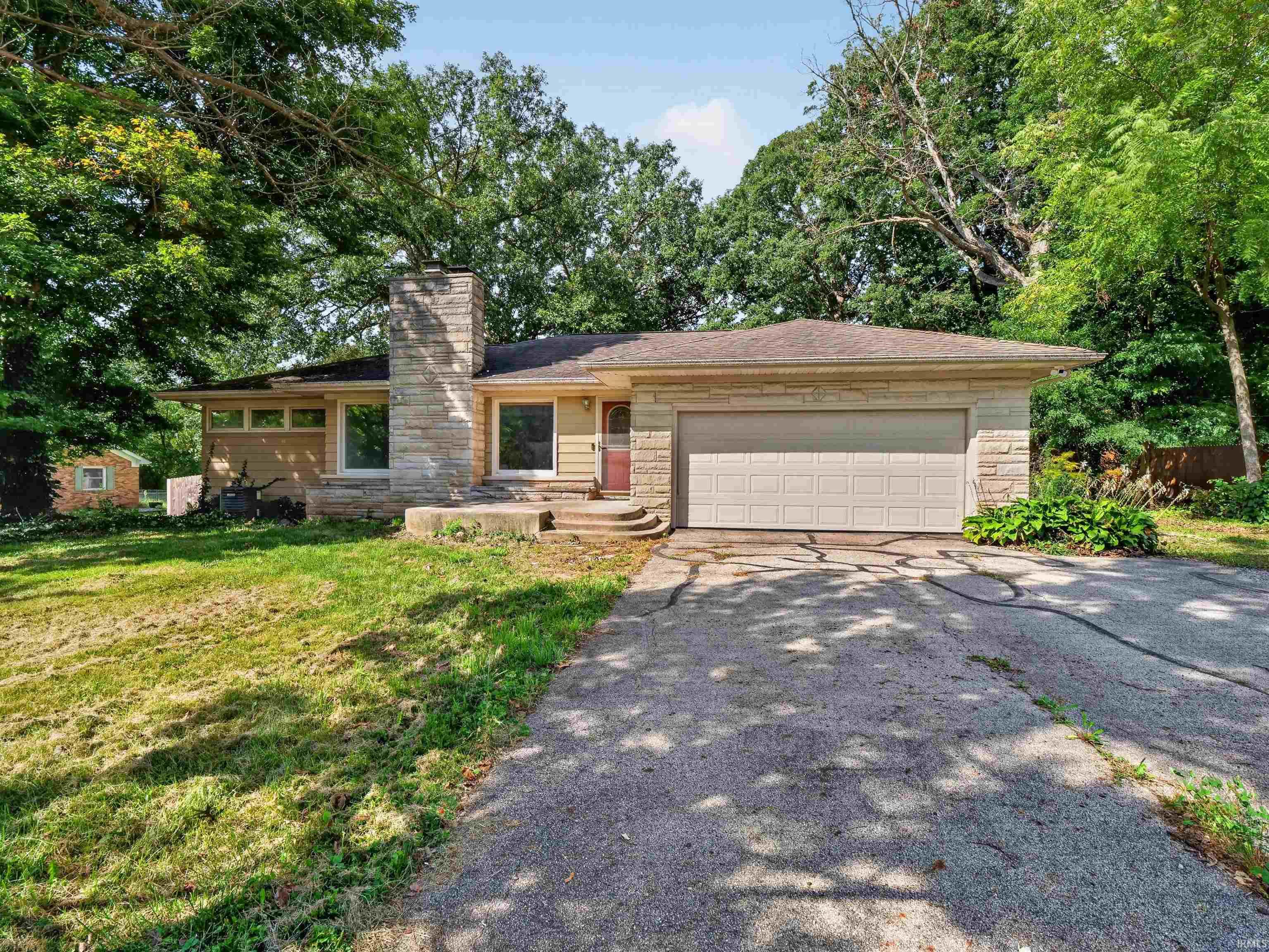 Fort Wayne IN, 3416 Sun Valley Drive