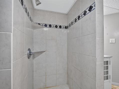 3416 Sun Valley Drive Fort Wayne IN 46804