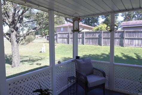 1805 Redbud Court Huntingburg IN 47542