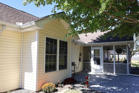 1805 Redbud Court Huntingburg IN 47542