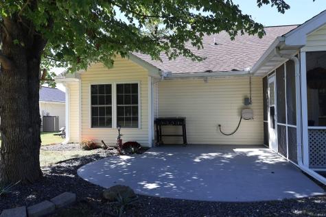 1805 Redbud Court Huntingburg IN 47542