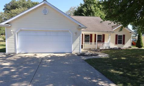1805 Redbud Court Huntingburg IN 47542