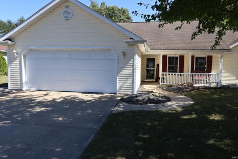 1805 Redbud Court Huntingburg IN 47542