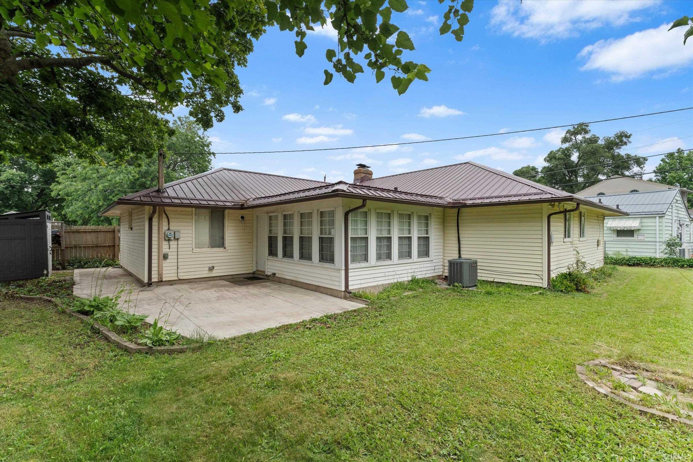 2620 Southridge Drive South Bend IN 46614