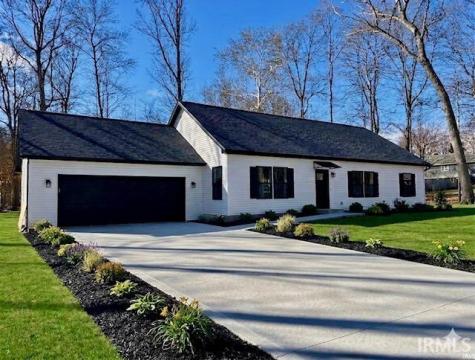 1371 Woodburn Street Warsaw IN 46580