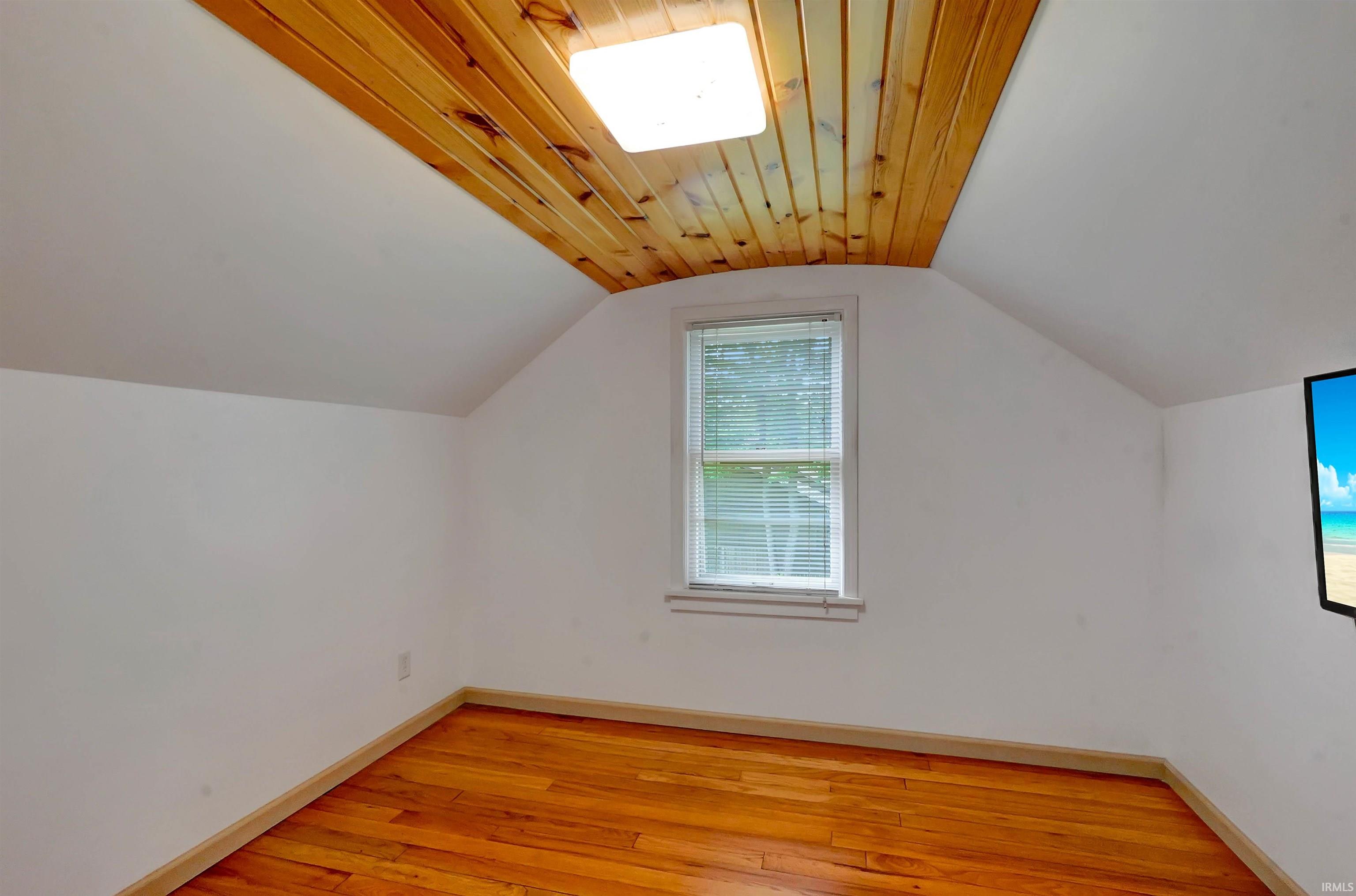 52395 Leland Avenue South Bend IN 46637