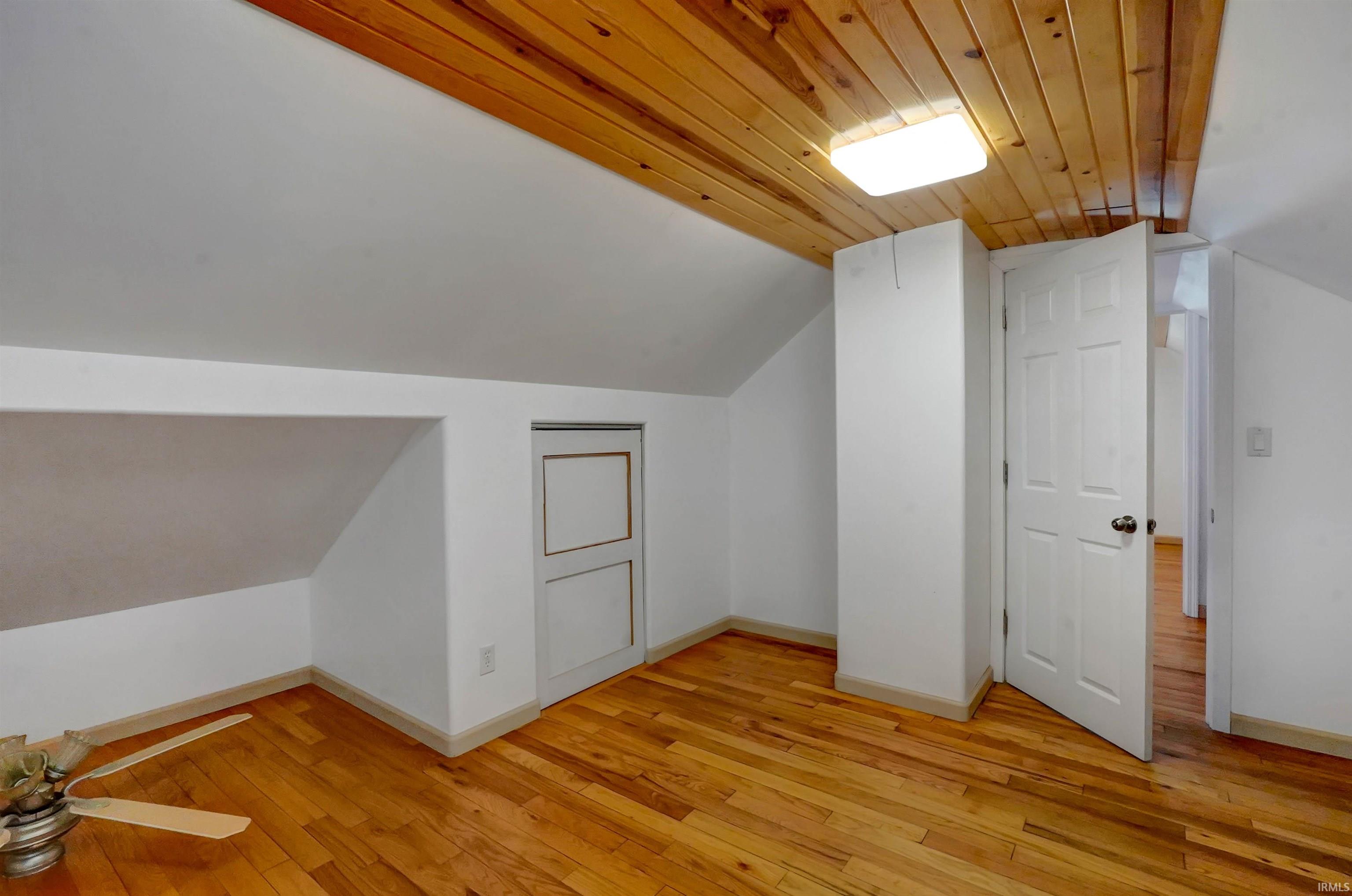 52395 Leland Avenue South Bend IN 46637