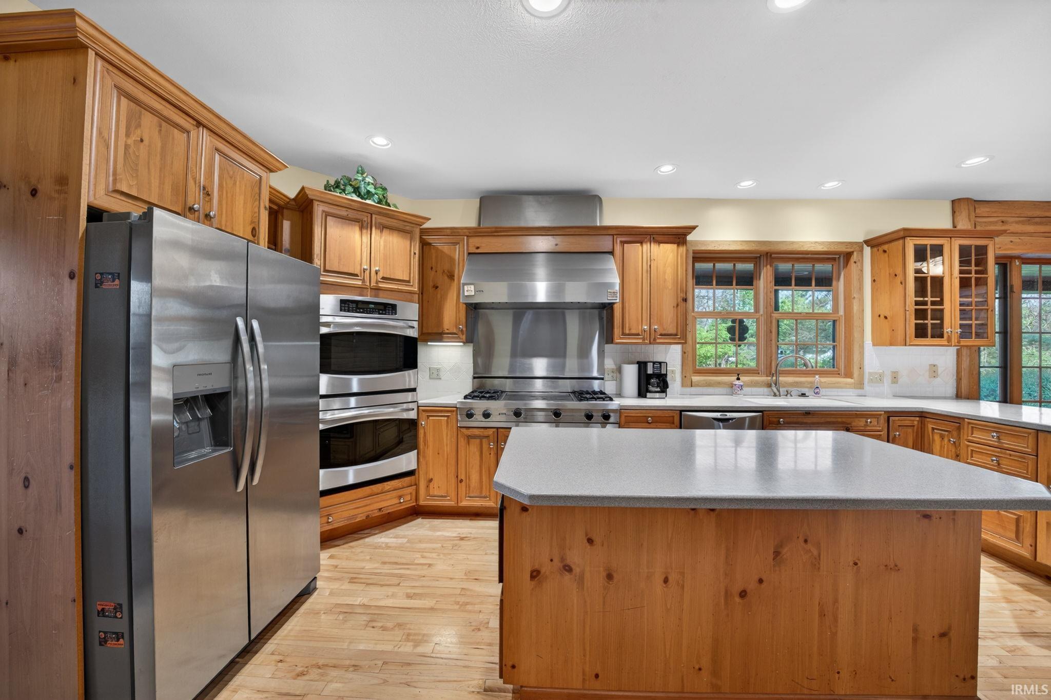 30131 Vantilburg Court Elkhart IN 46514