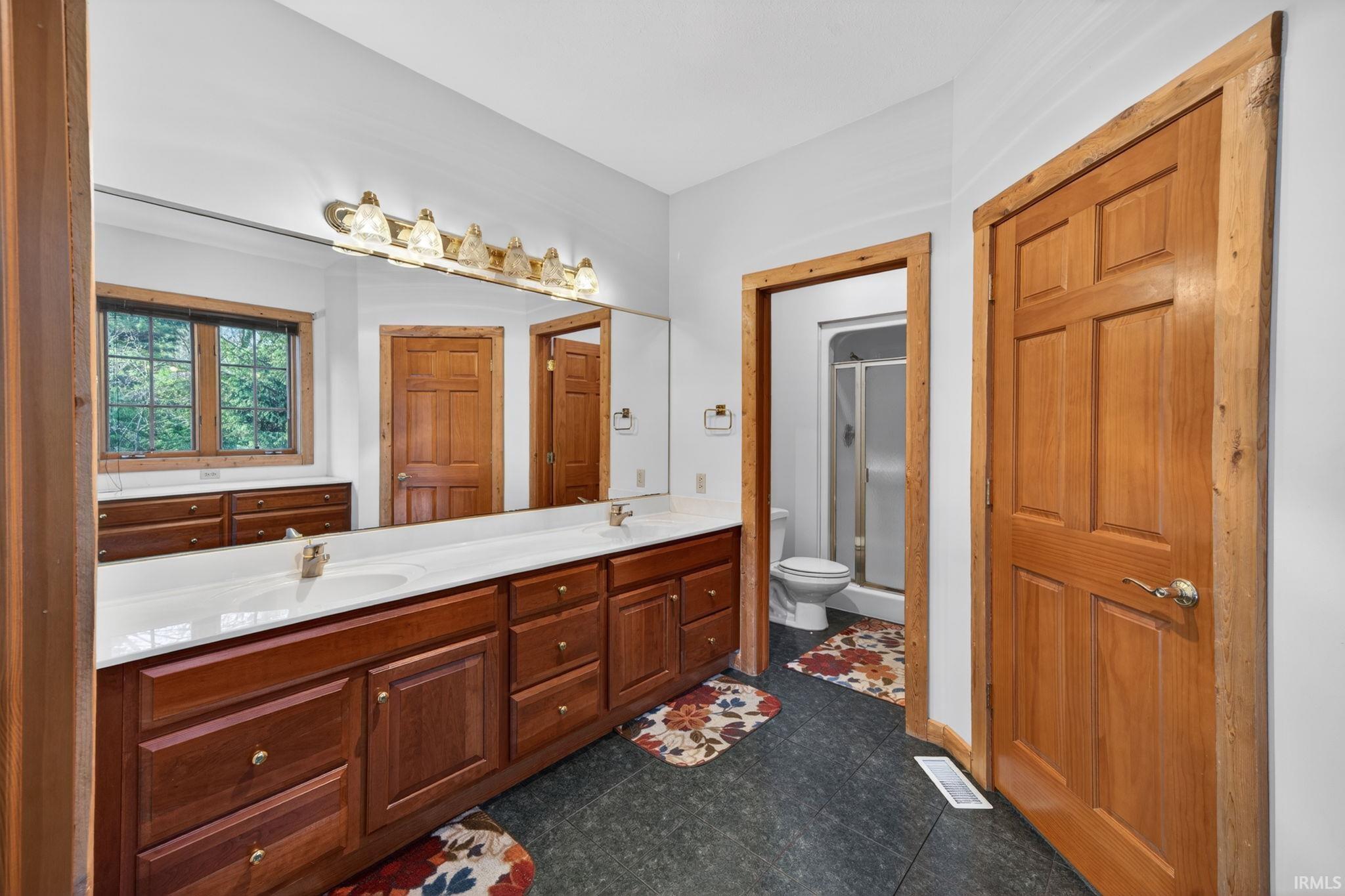 30131 Vantilburg Court Elkhart IN 46514