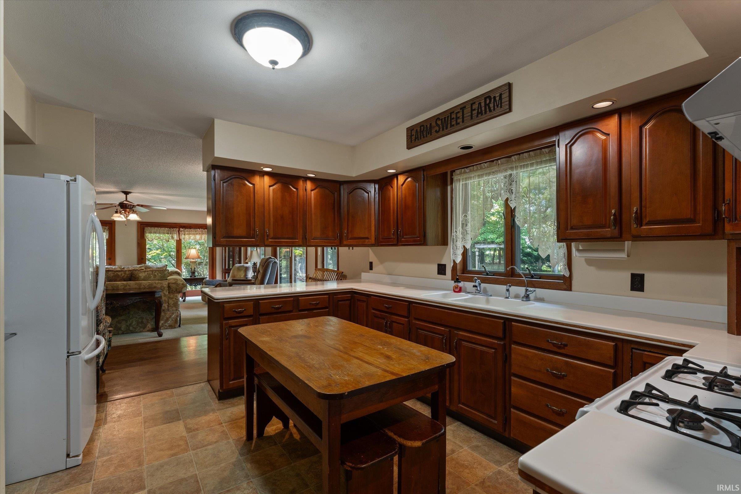 51565 Maplewood Drive Elkhart IN 46514