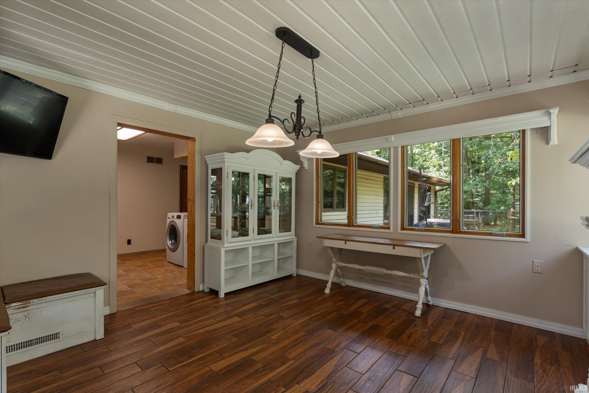 51565 Maplewood Drive Elkhart IN 46514