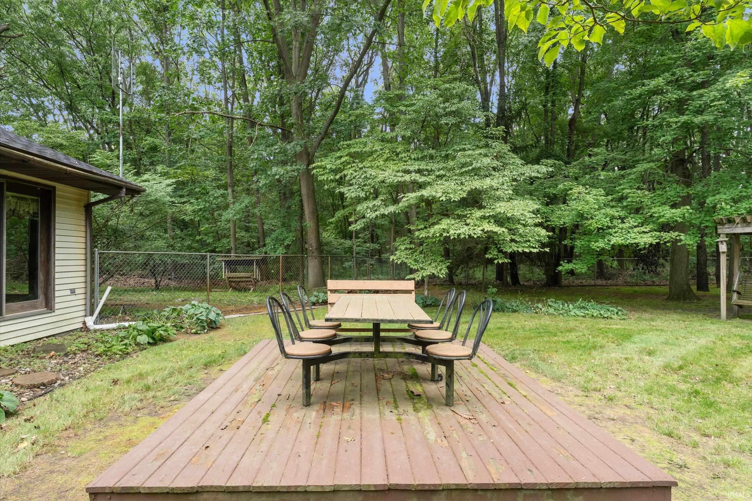 51565 Maplewood Drive Elkhart IN 46514