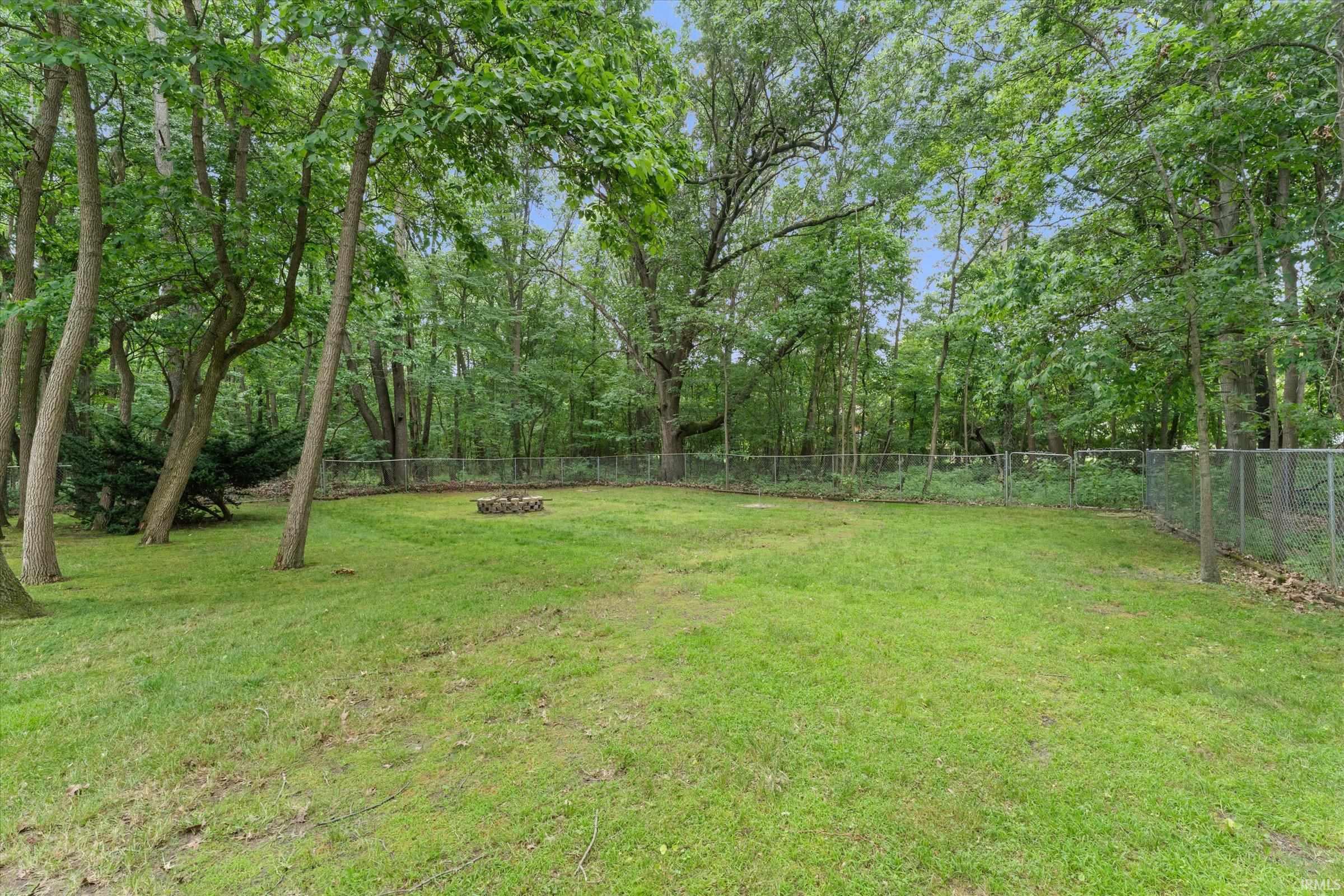 51565 Maplewood Drive Elkhart IN 46514