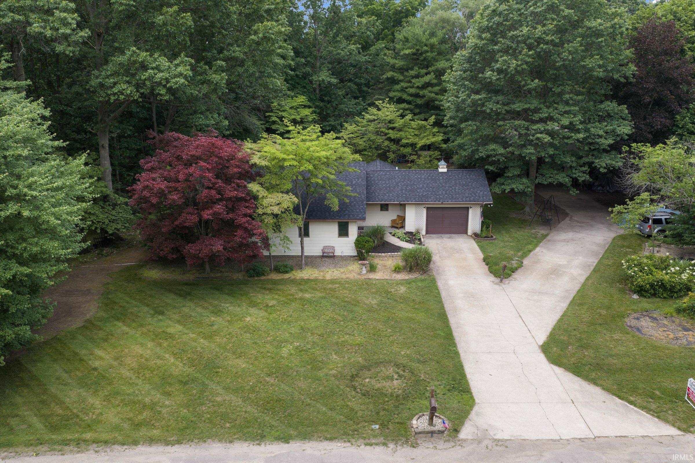 51565 Maplewood Drive Elkhart IN 46514